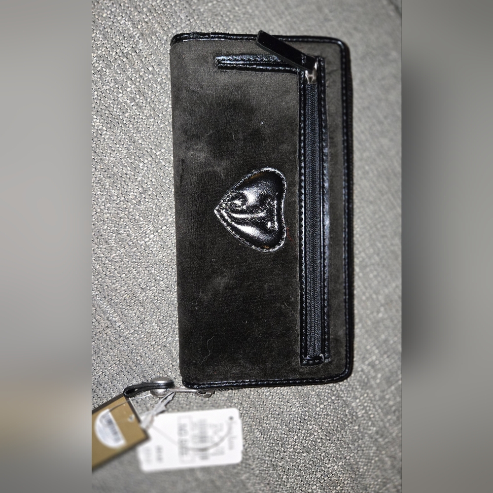 Juicy Couture Black Wallet - Picture 2 of 3
